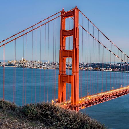 Holiday Inn San Francisco - Golden Gateway Newly Renovated With No Resort Fee Esterno foto